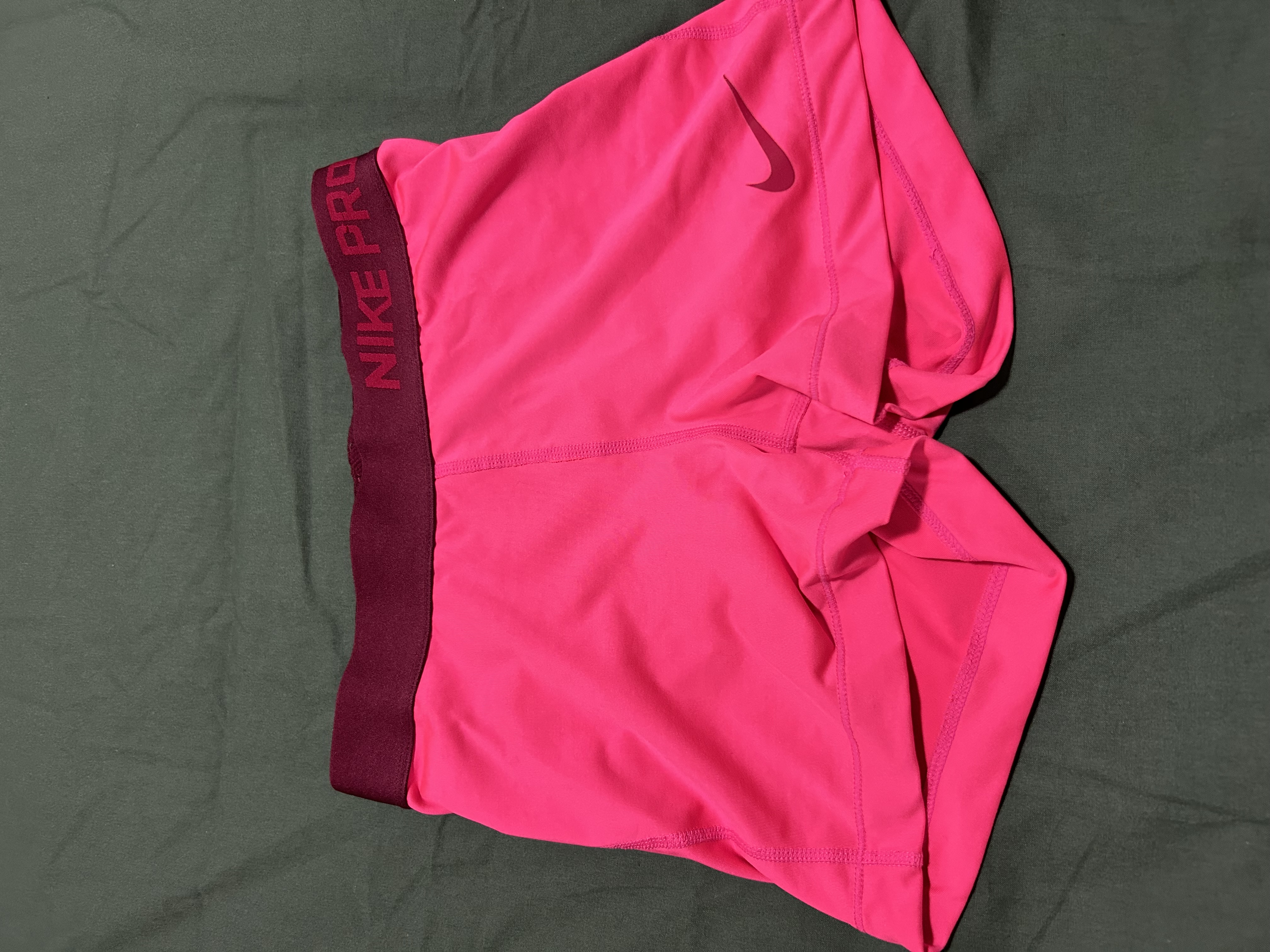Pink Nike pros small